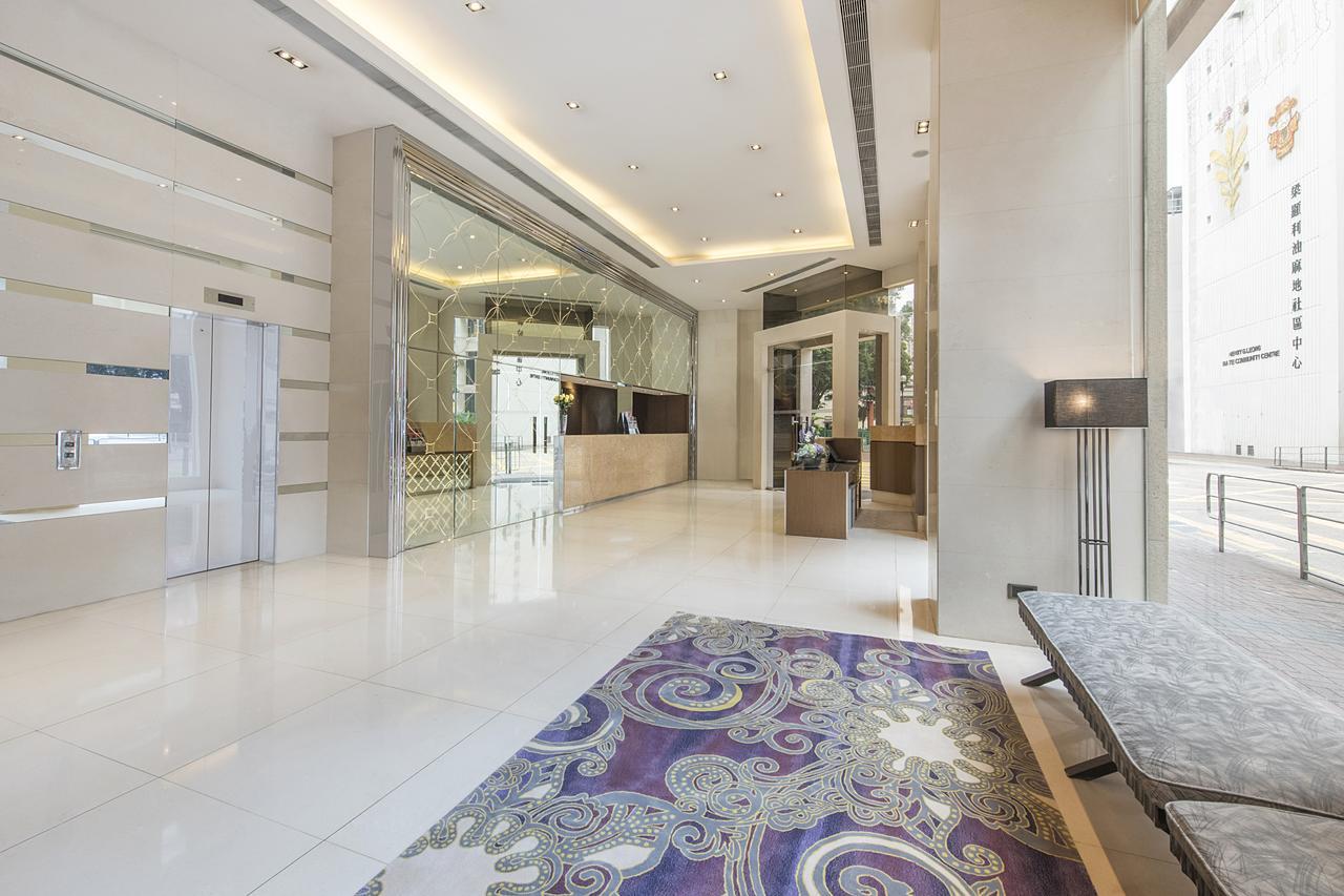 Silka Seaview Hotel Хонконг Екстериор снимка