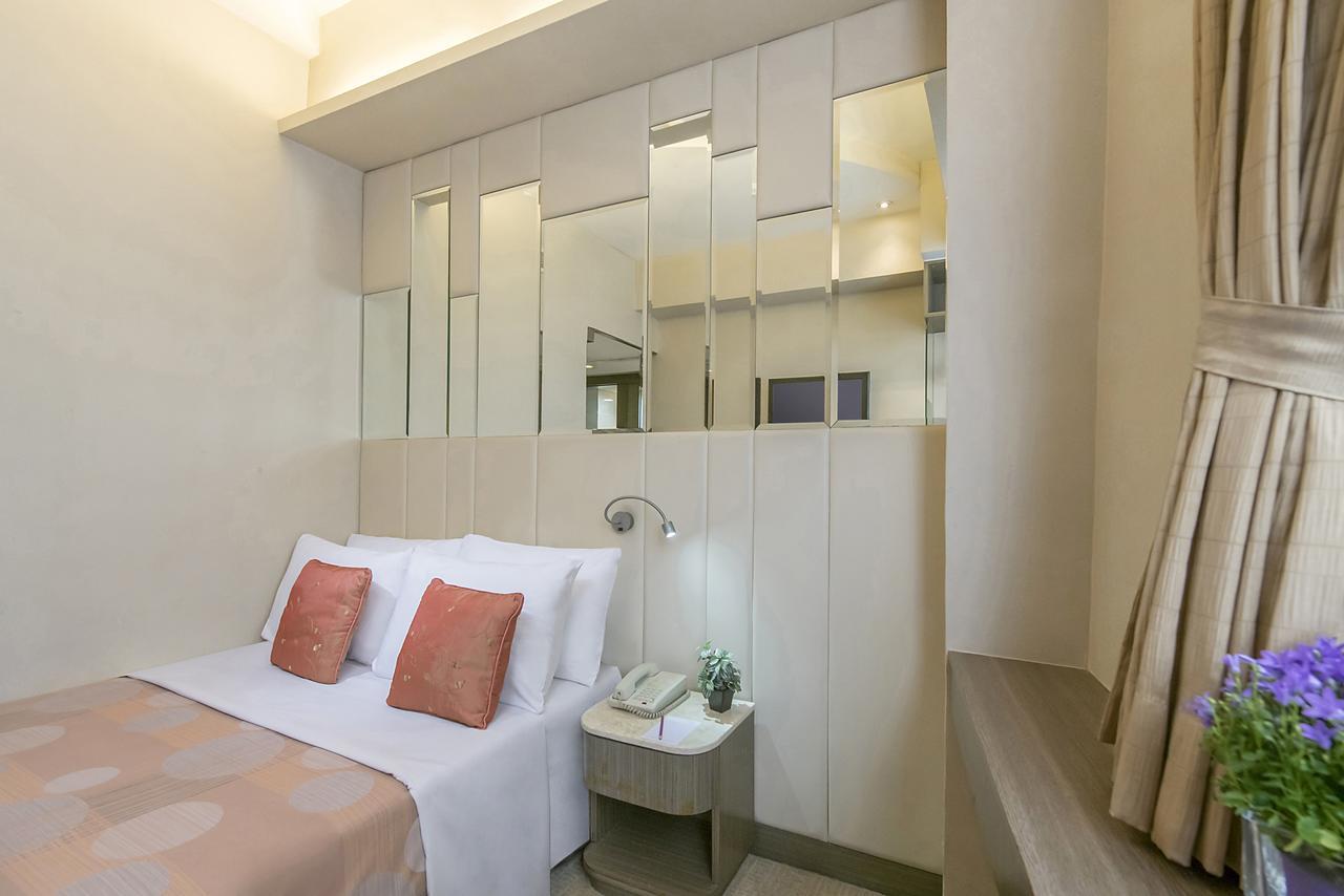 Silka Seaview Hotel Хонконг Екстериор снимка